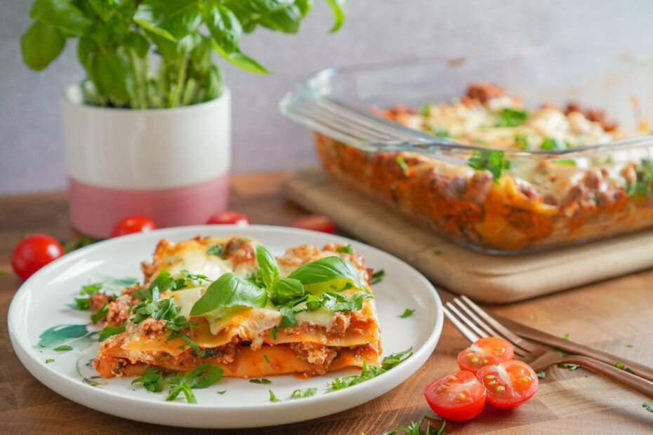 Lasagne mit Zucchini-Nudeln und Hackfleisch | Keto-Rezept | KetoDelight